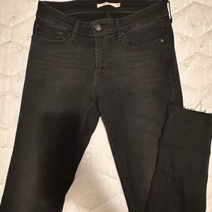 Levi’s Black Jeans